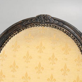 An 18th century rokoko / gustavian transition chair.