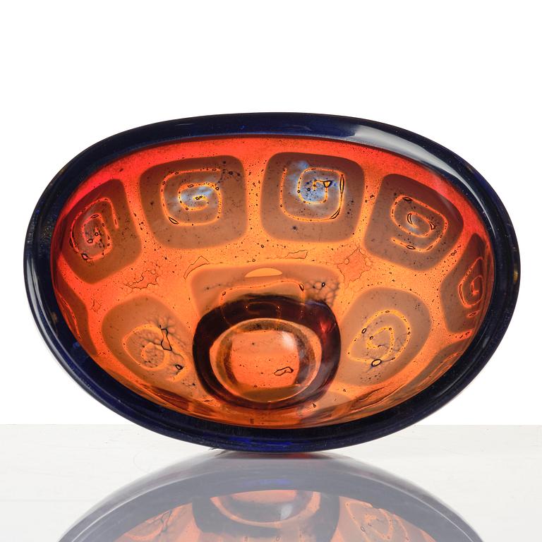Sven Palmqvist, a ravenna glass bowl, Orrefors 1951, no 166.