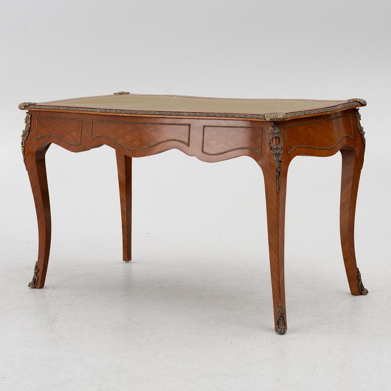 Skrivbord, Louis XVI-stil, 1900-talets mitt.