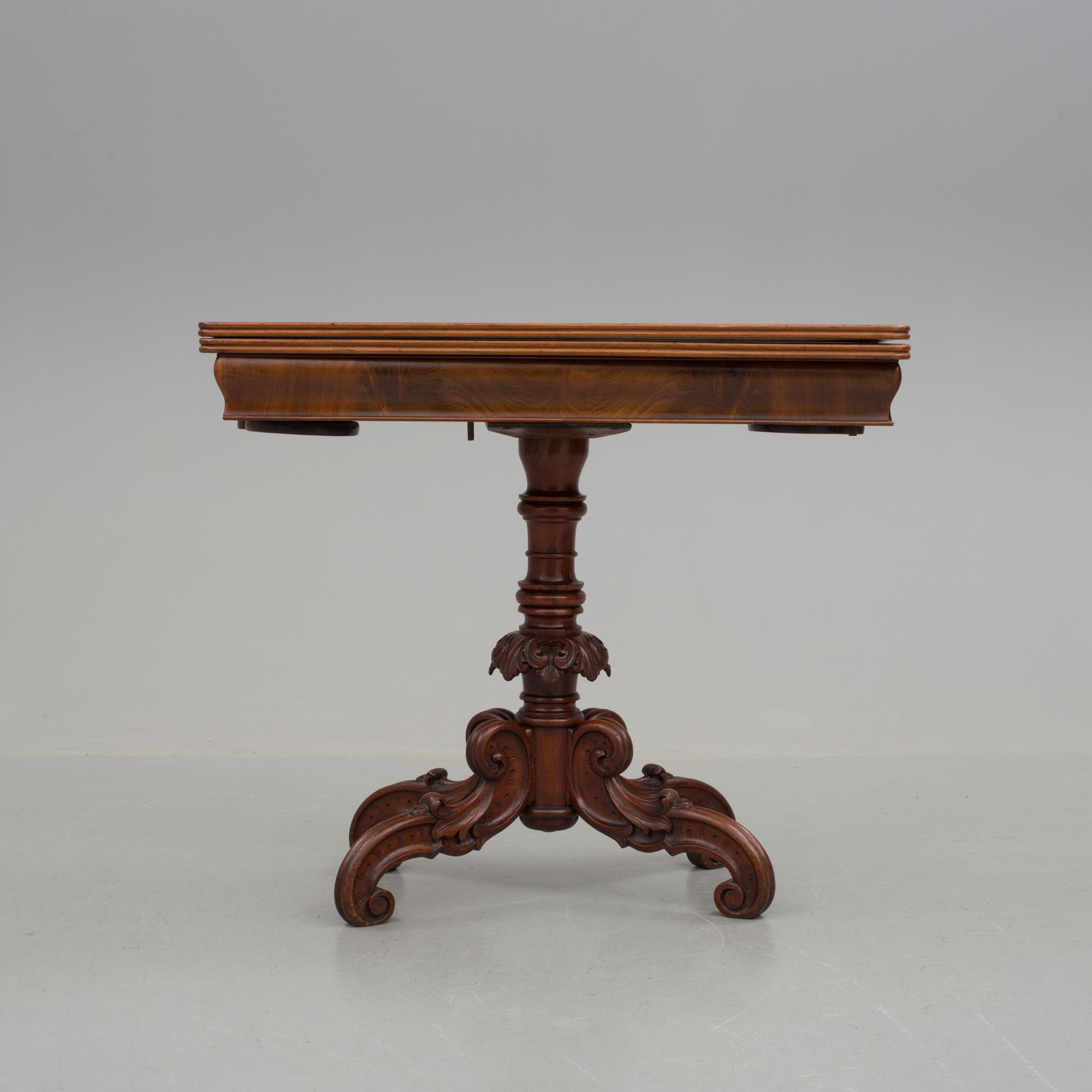 SPELBORD, nyrokoko, 1800-talets mitt.