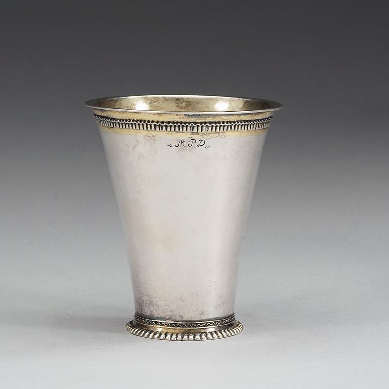 A Swedish early 18th century parcel-gilt beaker, makers mark of Daniel Ekman, Eksjö (1696-1715(1723)).