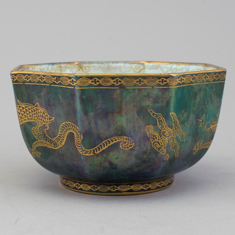 A Wedgwood lustre ware porcelain bowl, England.