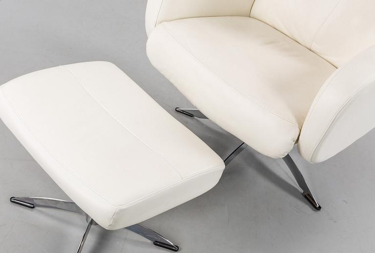 A HJORT KNUDSEN "OPUS" SWIVEL CHAIR. 21TH CENTURY.