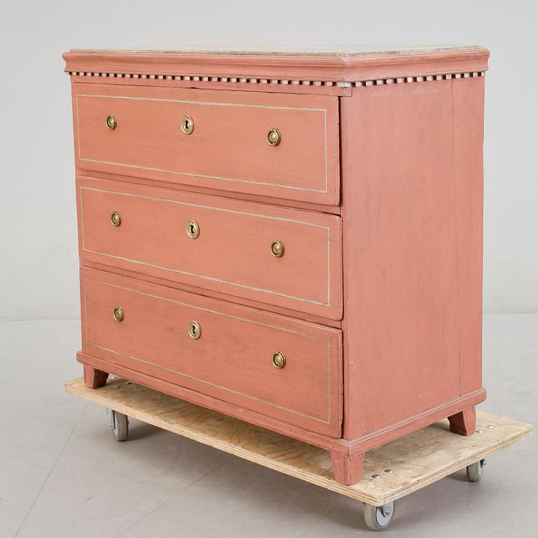 BYRÅ, sengustaviansk, 1800-tal.