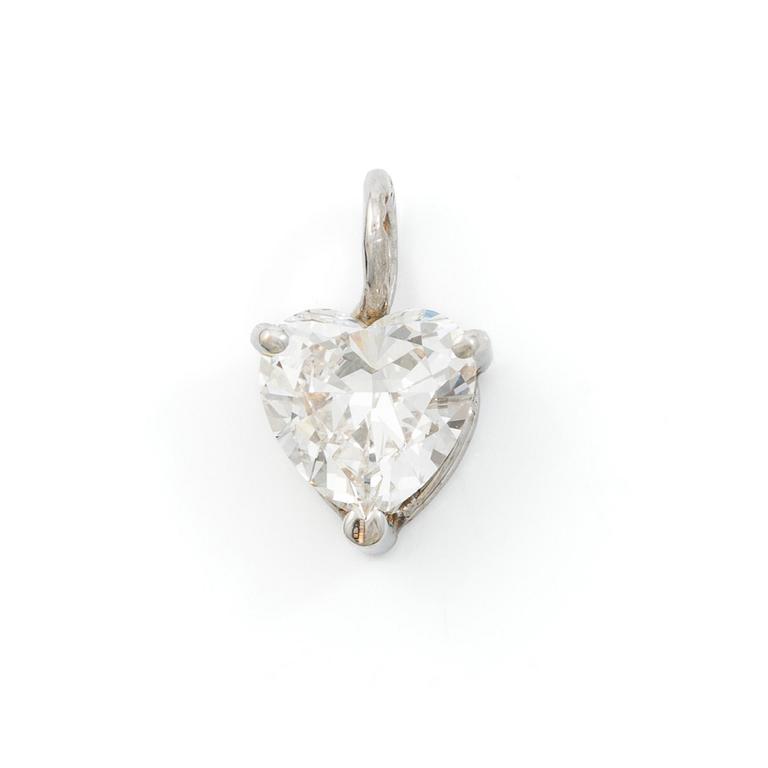 Pendant in 18K white gold with heart-shaped diamond.