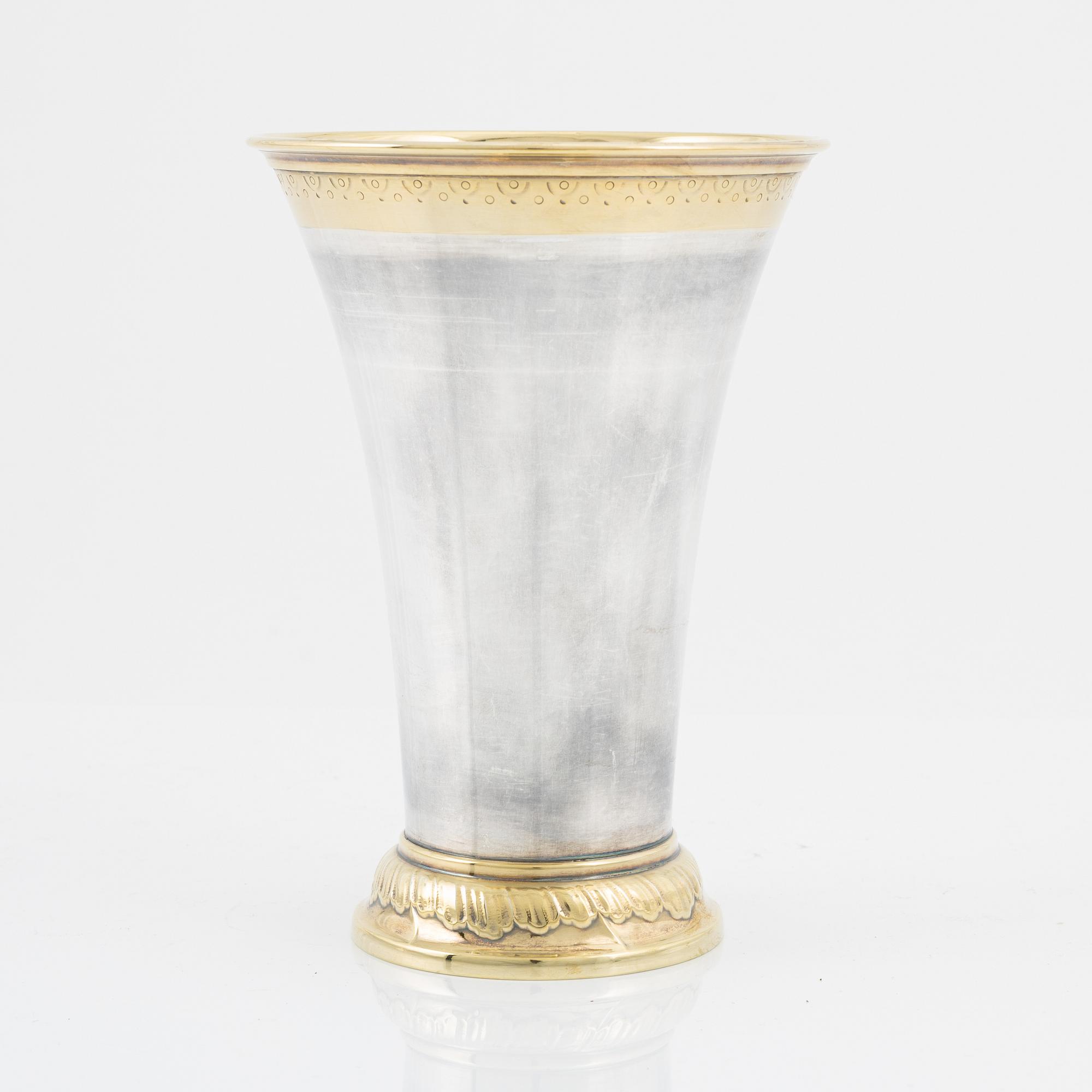 Bägare, silver, CG Hallberg, Stockholm, 1949.