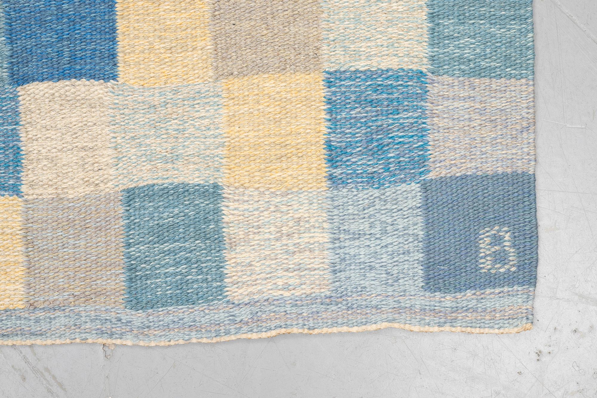 Matta, rölakan, ca 304 x 201,5 cm, signerad B (Bohusslöjd).