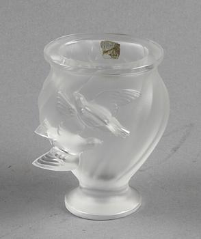 VAS, glas. Lalique, Frankrike. Sign.