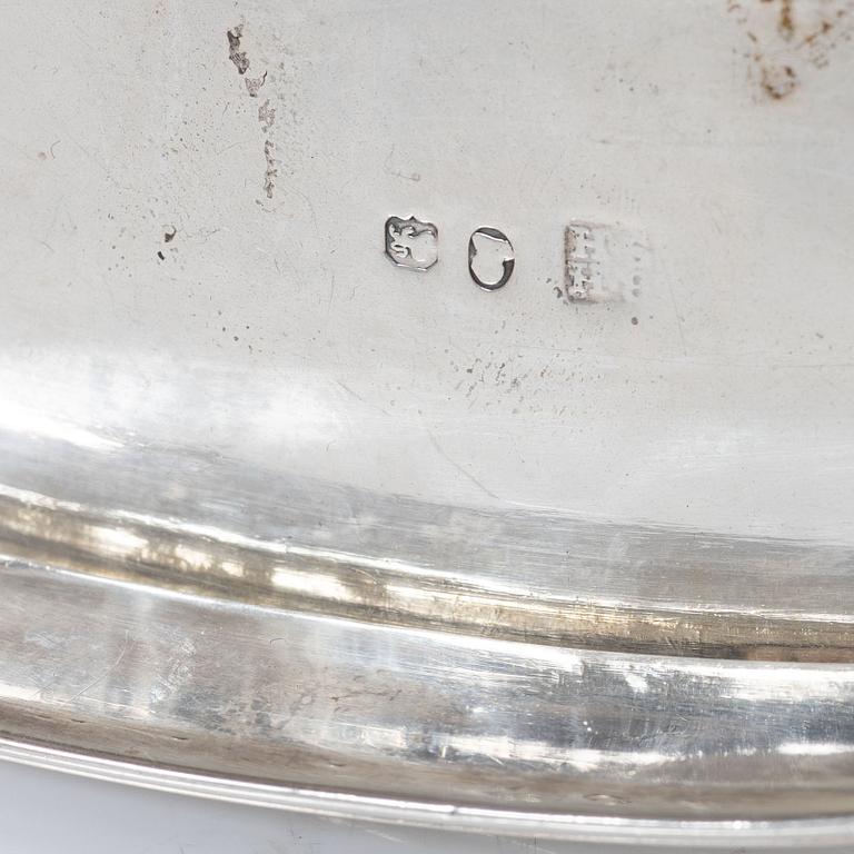 Bordstillbehör, 6 delar, silver och glas, bl a London 1806.
