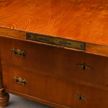 CHIFFONJÉ, Karl Johan, 1800-talets mitt.