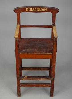 KAPTENSSTOL, märkt "Komandan", 1900-tal.