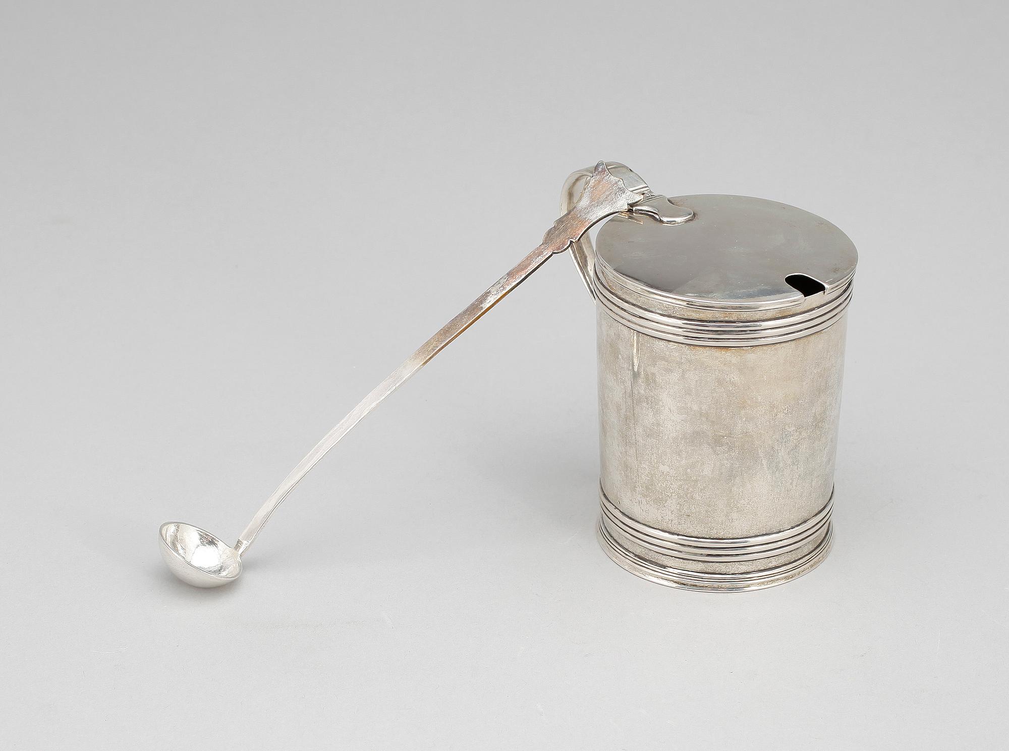 SENAPSKANNA, silver, Anders Lundqvist, Stockholm 1823. Vikt 180 g.