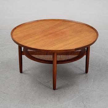 A teak veneered coffee table, 1950's/1960's.