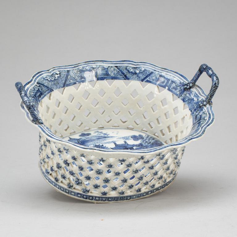 GALLERSKÅL, porslin, Kina. 1800-tal.