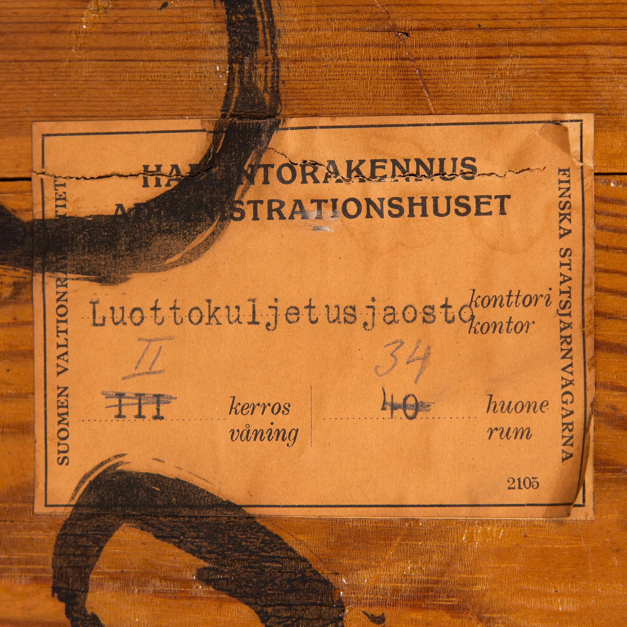 Eliel Saarinen, nojatuoli, Valtion Rautatiet, 1920-luku.