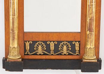 SPEGEL OCH KONSOLBORD svensk empire, Karl Johan, 1800-talets första hälft.