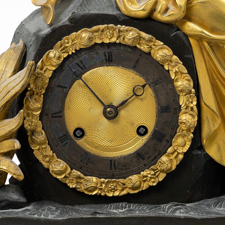 Table pendulum clock, Late Empire, 19th century.