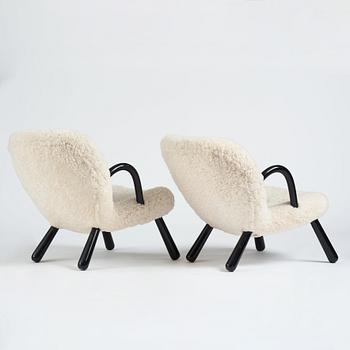 Arnold Madsen, Clam chairs/ Muslinge fåtöljer, ett par, sannolikt Madsen & Schubell, Danmark, 1940-50-tal.