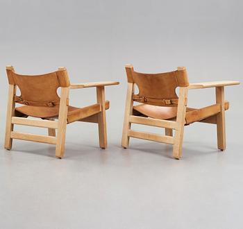 Børge Mogensen, A pair of Børge Mogensen oak and leather 'Spanish chairs', Fredericia Stolefabrik, Denmark.