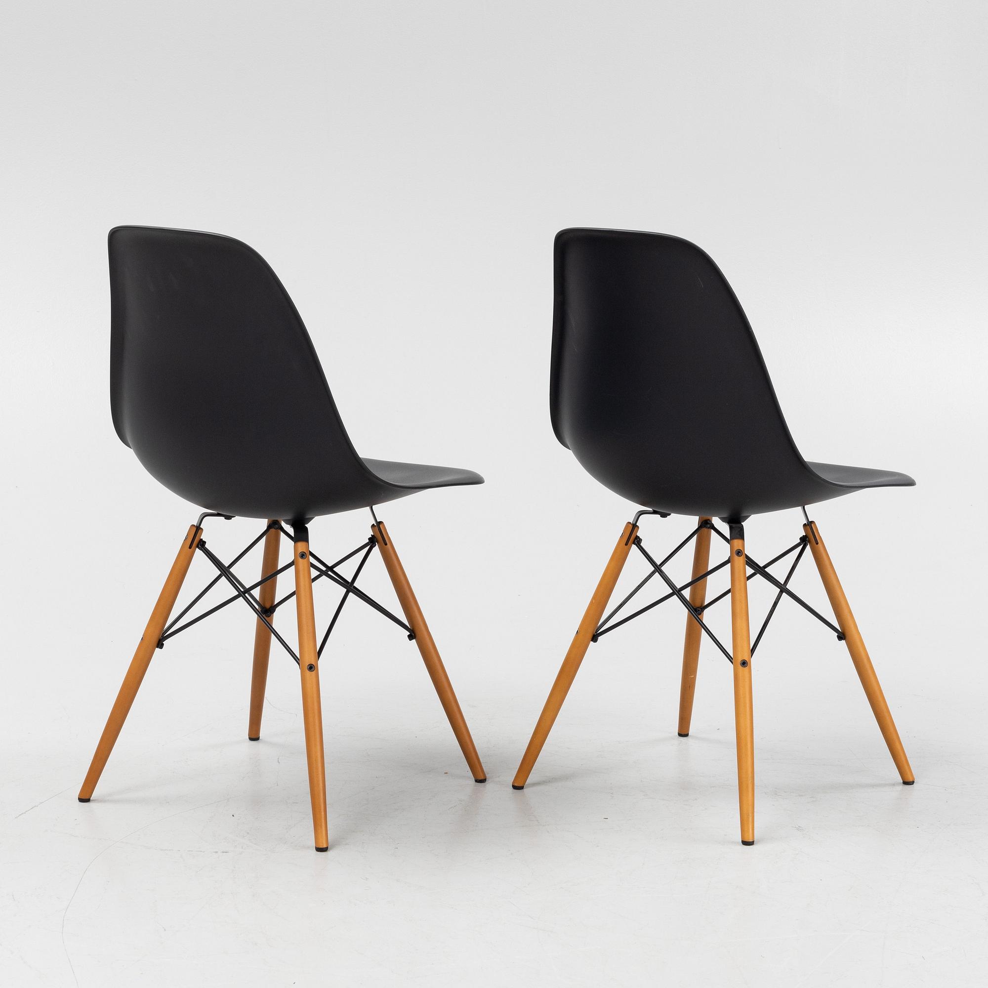 Charles & Ray Eames, stolar, ett par, "Plastic chair DSW", Charles & Ray Eames, Vitra, 2016.
