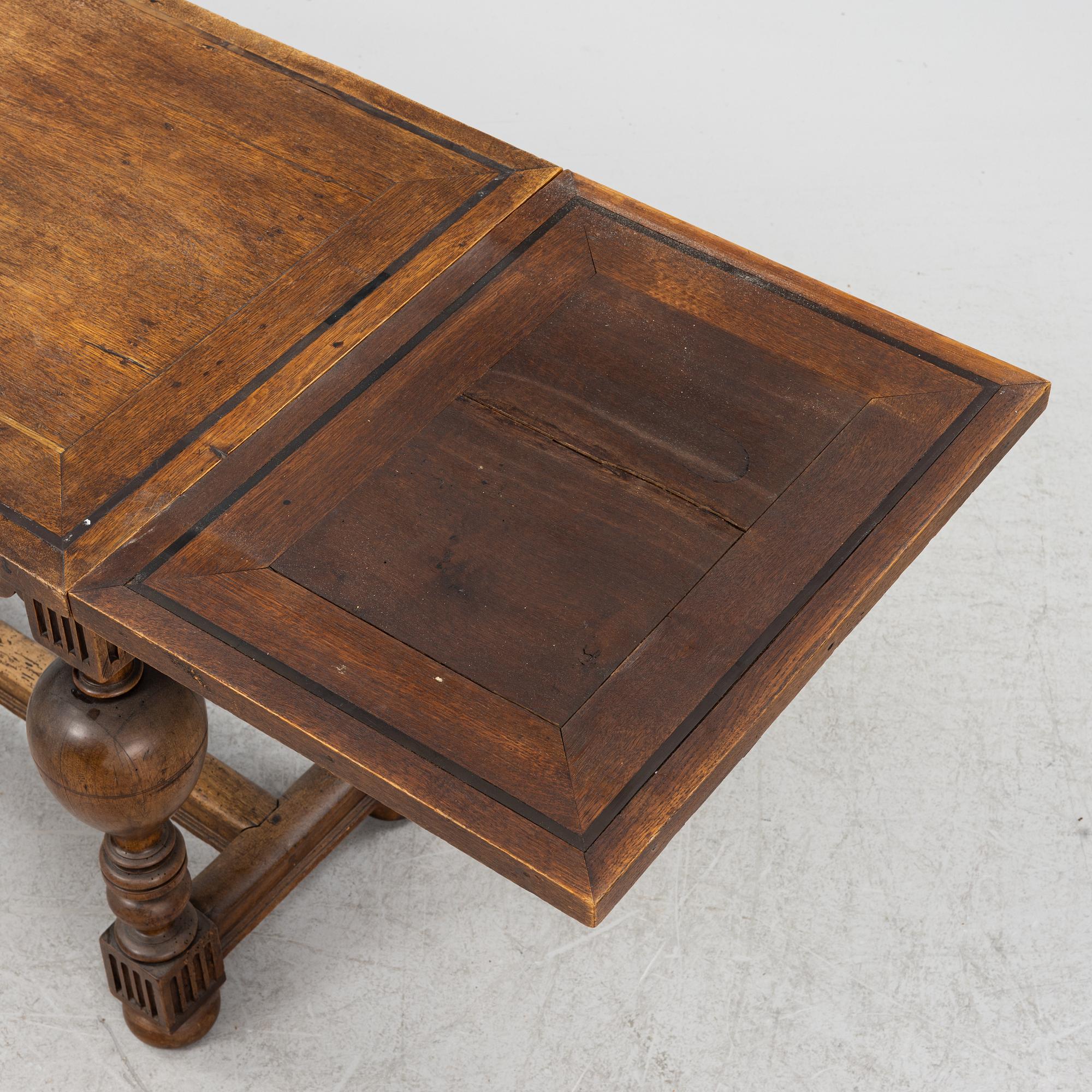 A Baroque table, 18th Century.