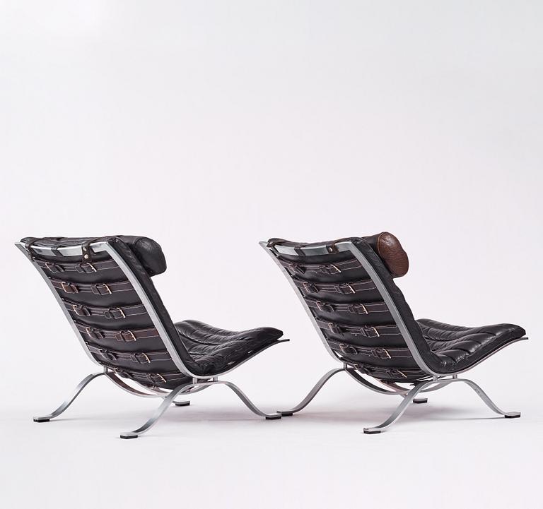 Arne Norell, a pair of black leather 'Ari' lounge chairs, Möbel AB Arne Norell, 1960-1970s.