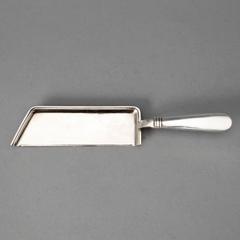 SERVERINGSSPADE, silver, Borgila, 1945, Tot vikt: 149 gram.