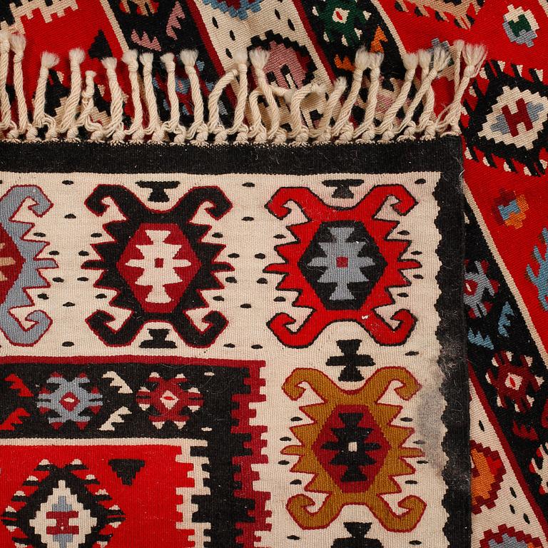 MATTA, Kelim, sent 1900-tal, 195x110 cm.