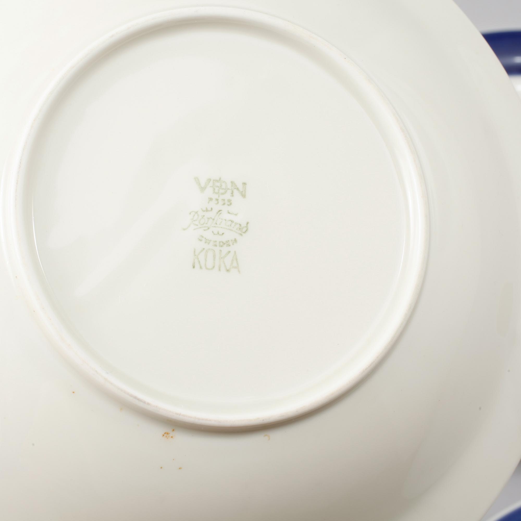 SERVISDELAR, 38 st, porslin, Koka Blå, Hertha Bengtsson, Rörstrand, i produktion 1956-1988.