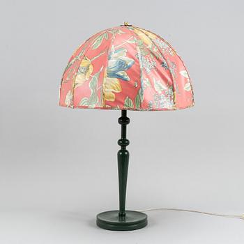 Josef Frank, a table lamp, model no. 2563, from Firma Svenskt Tenn.