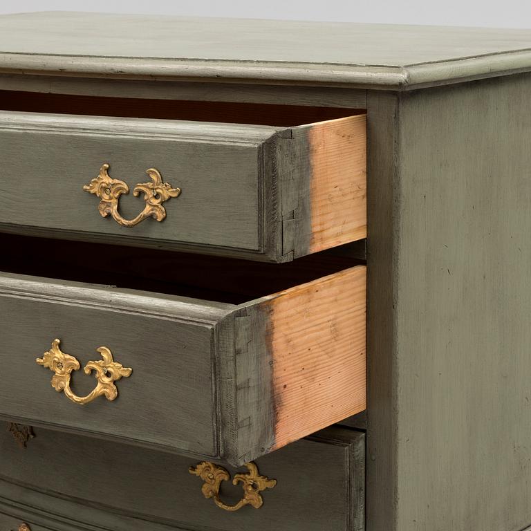 a late 19th century chest of drawer.