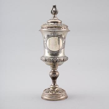 LOCKPOKAL, mellaneuropa, låghaltigt silver, 1800-talets andra hälft.