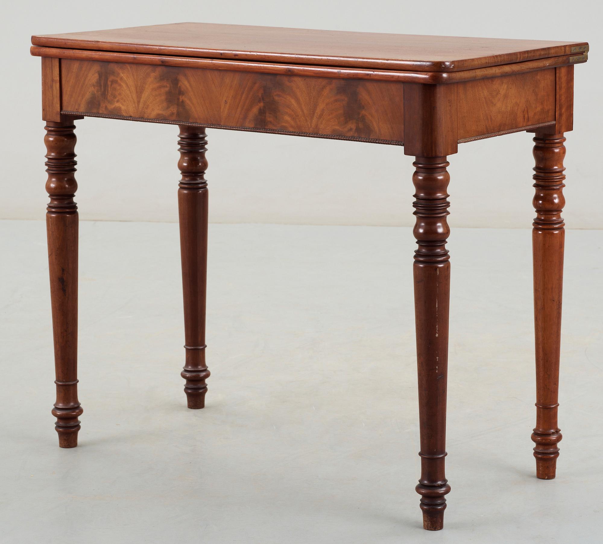 SPELBORD, senempire, 1800-talets mitt.