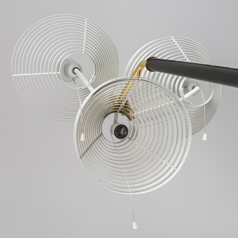 Alvar Aalto, golvlampa modell A809, Valaisinpaja 1900-talets slut.