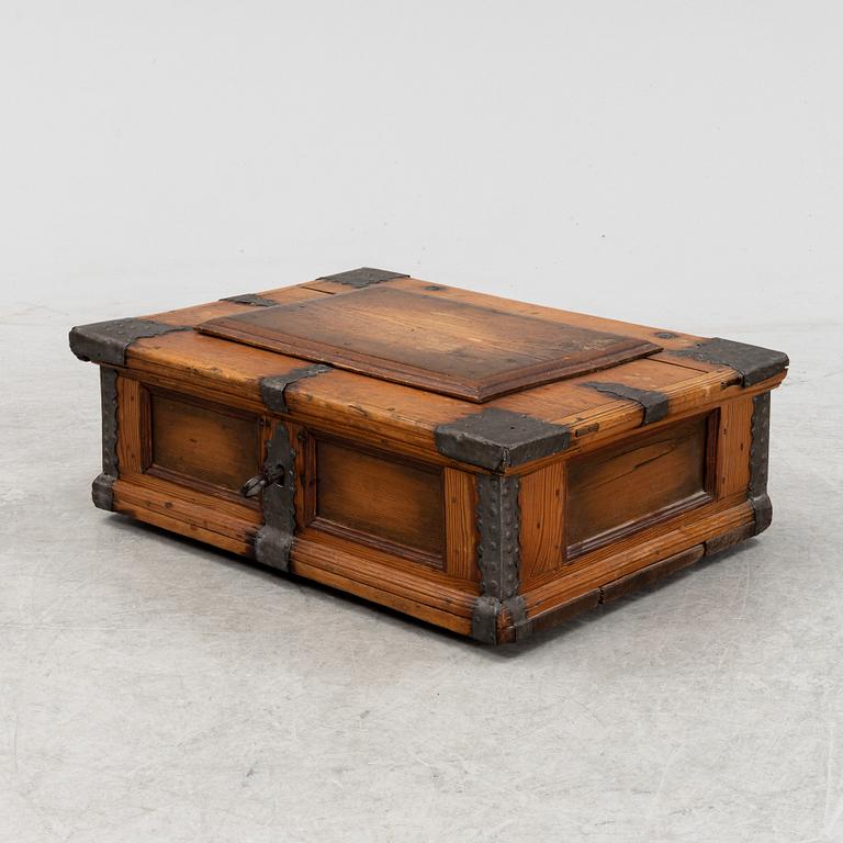 A mid 18th century pine wood box.