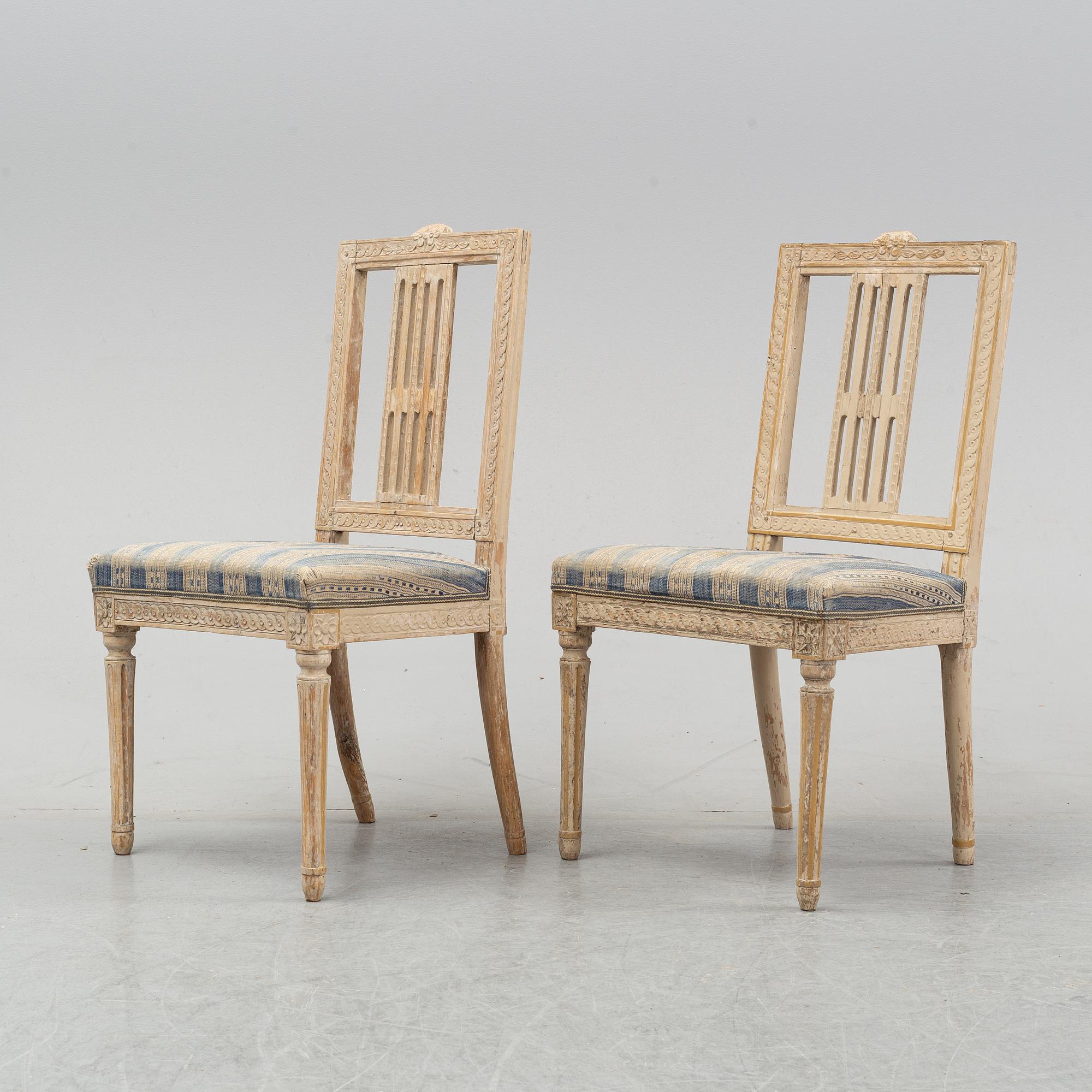 A set of six gustavian chairs made in Lindome by Johannes Andersson (1763-1840), signed IAS+, around the year 1800.