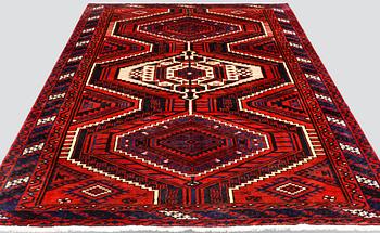A carpet, Kashgai, ca 323 x 220 cm.