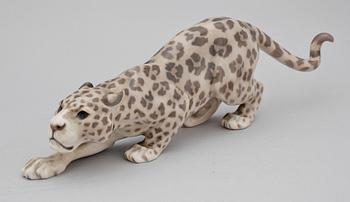 FIGURIN, porslin, Jaguar, modell 1613, sign Dahl Jensen, Bing & Gröndahl, 1900-tal.