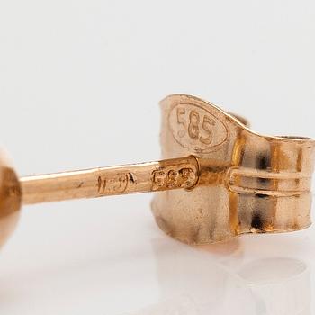 Örhängen, 14K guld med briljantslipade diamanter totalt 1.00 ct. Med GIA dossier.
