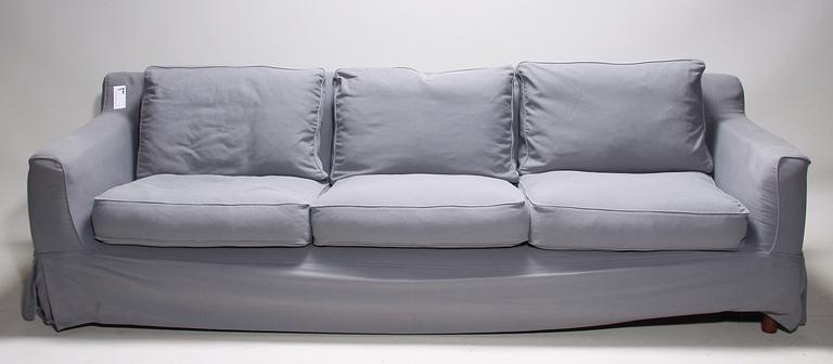 SOFFA. "Boston" 1900-tal. Inköpt på Nordiska galleriet.