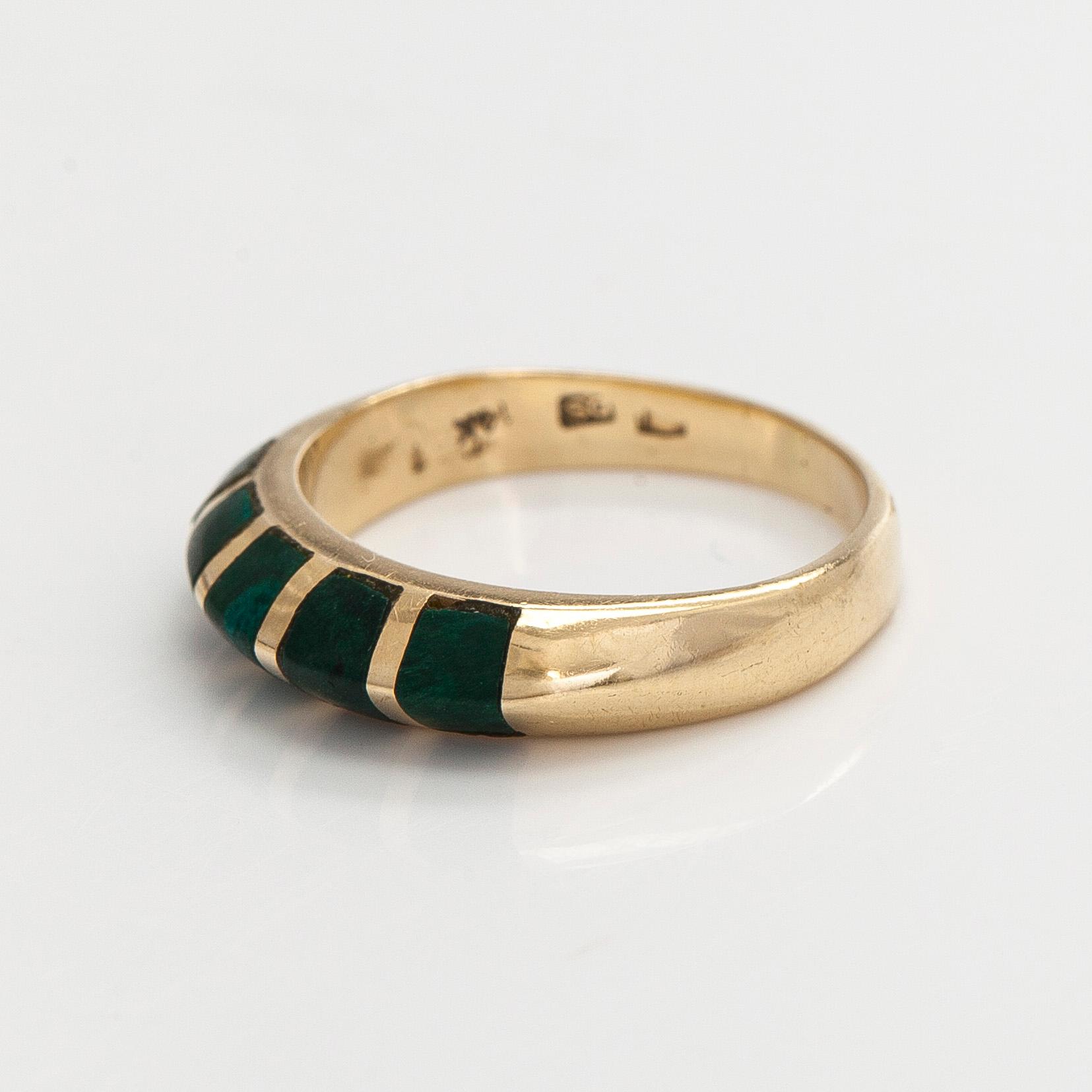 Smyckesset, 3 delar, collier, ring och örhängen, 14K guld och malakit.