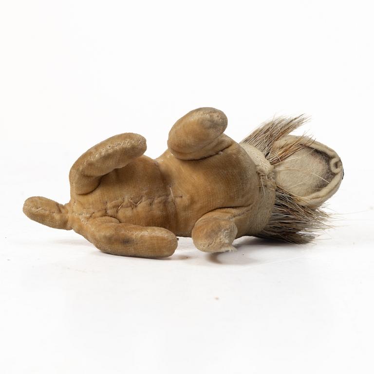 Toy dog, miniature “Bully”, probably Steiff, 1930s.