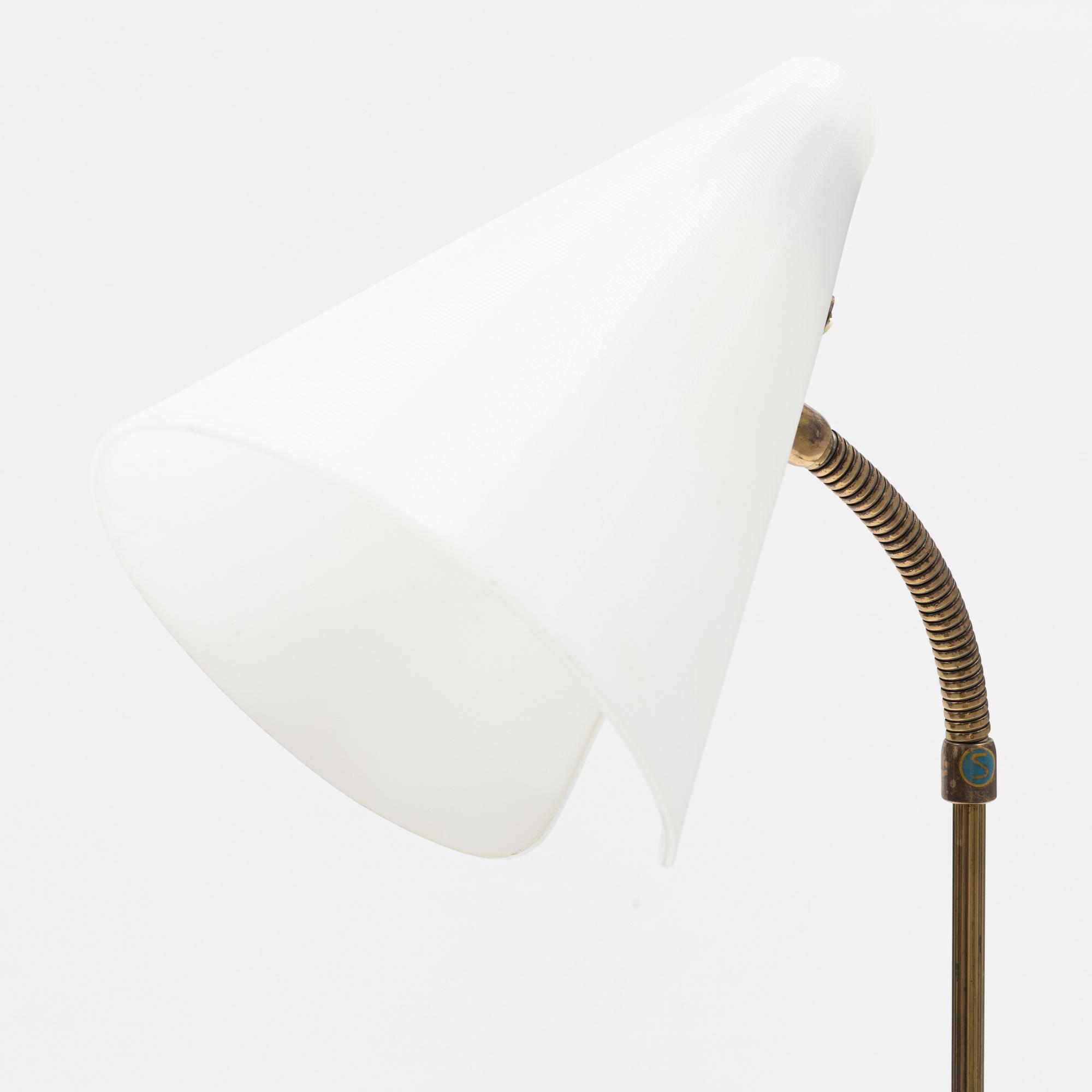 A floor light, mid 20th Century.