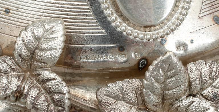 UPPSATSSKÅL, silver, glas, L. Larsson & Co, Stockholm 1876. Silvervikt ca 815 gram.
