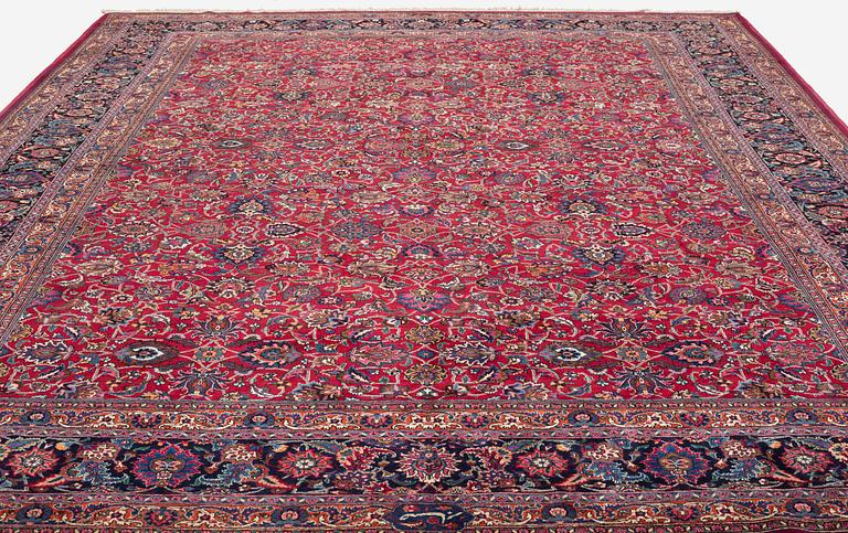 A semi-antique Mashad Saber carpet, north east Persia, ca 475 x 349 cm (including the flat weave).