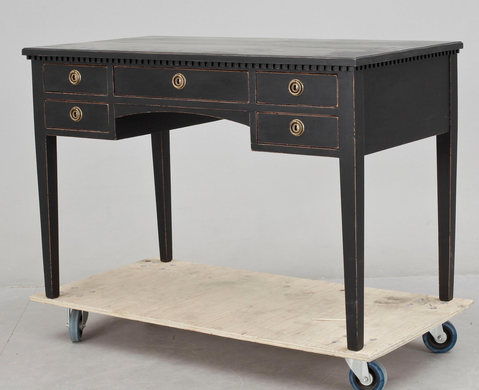 SKRIVBORD, 1900-talets början.