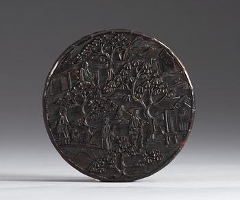 A finely carved turtoise box with cover, Qing dynasty, 18th Century.