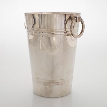 A champagne cooler, St Médard, France, first half of the 20th century.