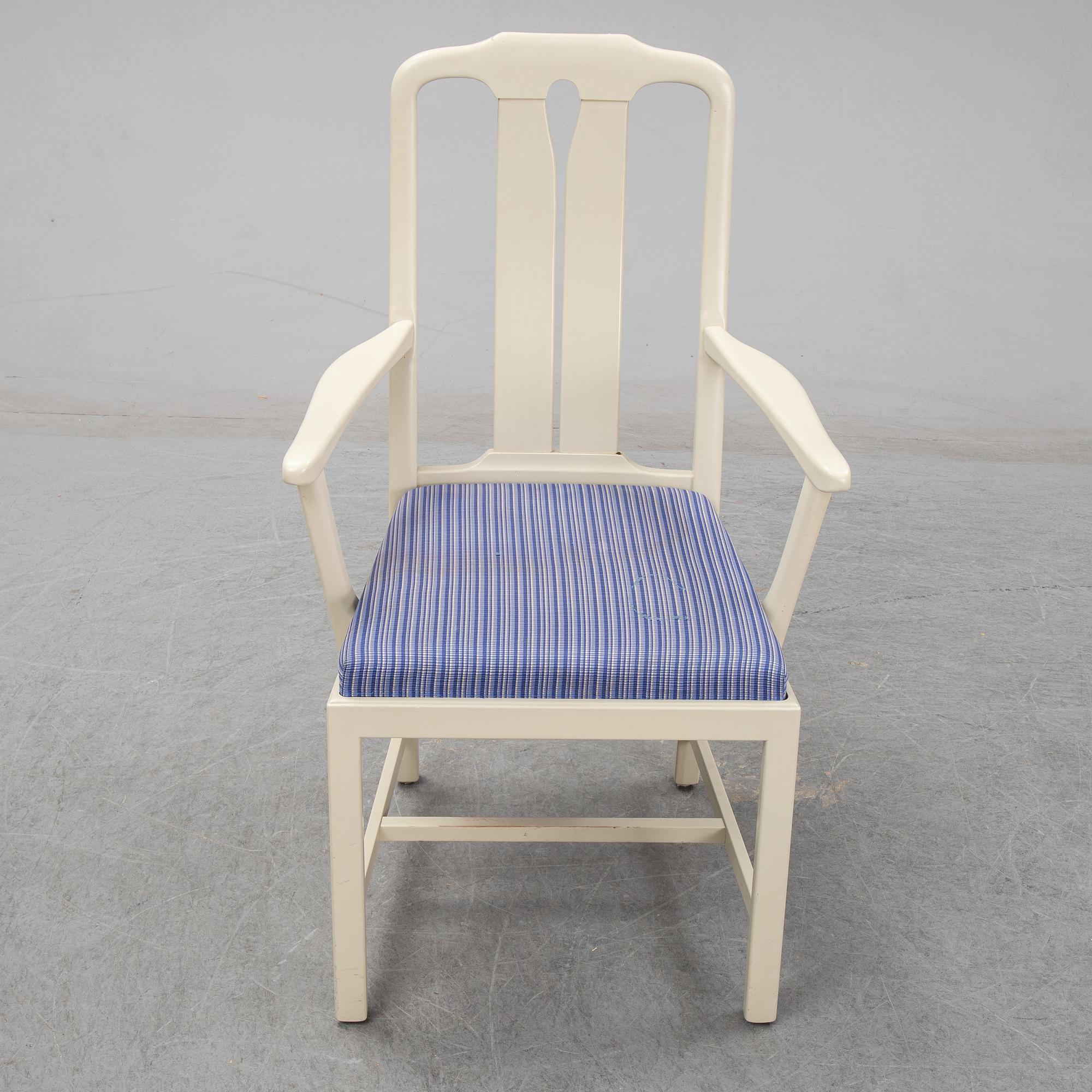 A second half of the 20th Century 11 pcs dining set by Carl Malmsten. Åfors möbelfabrik.