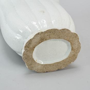 GUNNAR NYLUND, vas, chamotterat stengods, Rörstrand.